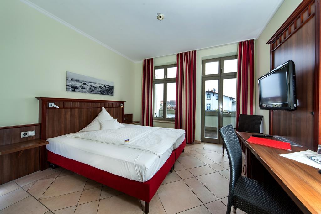 Waldhotel Graal-Mueritz Buitenkant foto
